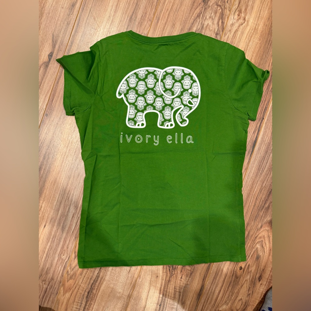 Green women’s ivory Ella elephant T-shirt
